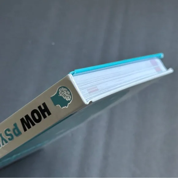 How Psychology Works: The Facts Visually Explained (DK How Stuff Works) - Picture 6 of 16